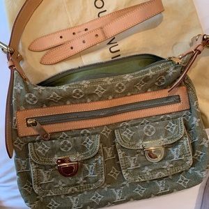 Louis Vuitton Baggy Denim Green Crossbody/shoulder